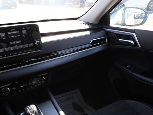 Used 2022 Mitsubishi Outlander SE image 26