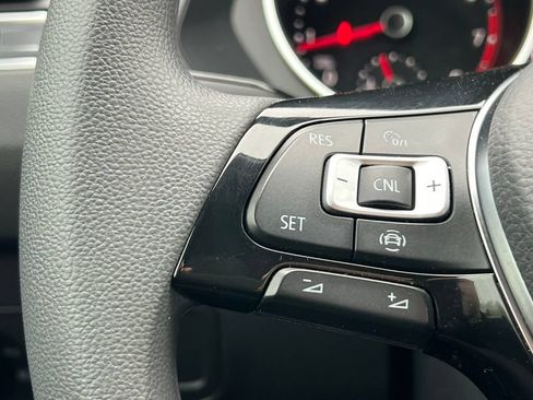 Used 2020 Volkswagen Tiguan S FWD image 18