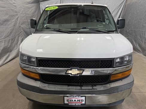 Used 2020 Chevrolet Express 3500 LT w/ LT Preferred Equipment Group image 2