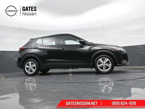 Used 2024 Nissan Kicks S image 42