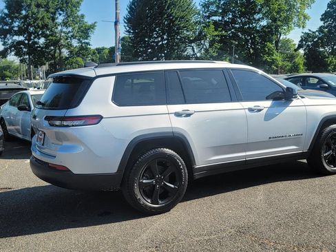 Used 2021 Jeep Grand Cherokee L Laredo AWD/4WD image 9