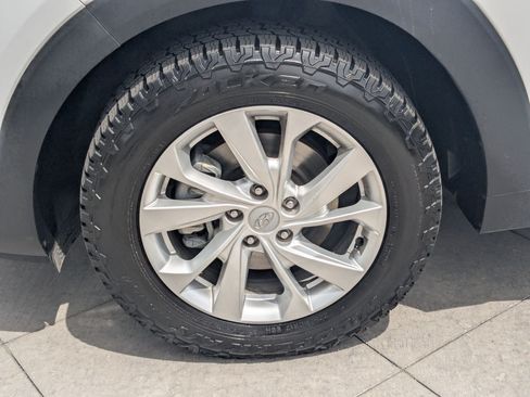 Used 2020 Hyundai Tucson Value AWD/4WD image 13