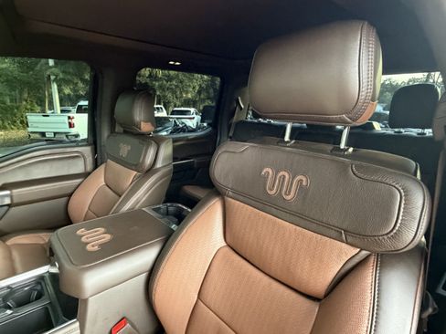 Used 2025 Ford F350 King Ranch w/ FX4 Off-Road Package AWD/4WD image 18