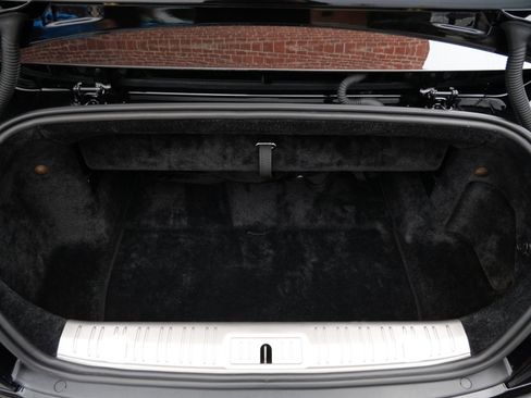 Used 2020 Rolls-Royce Dawn image 20