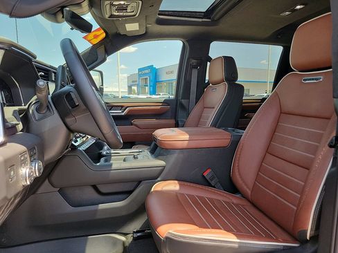 Used 2025 GMC Sierra 2500 Denali Ultimate AWD/4WD image 23