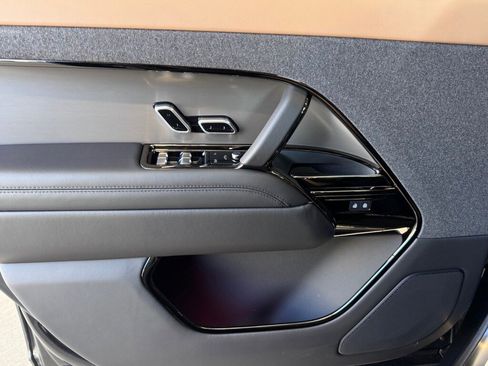 New 2026 Land Rover Range Rover Sport Dynamic SE image 17