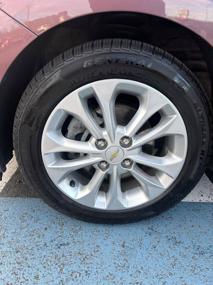 Used 2019 Chevrolet Spark LT FWD image 31