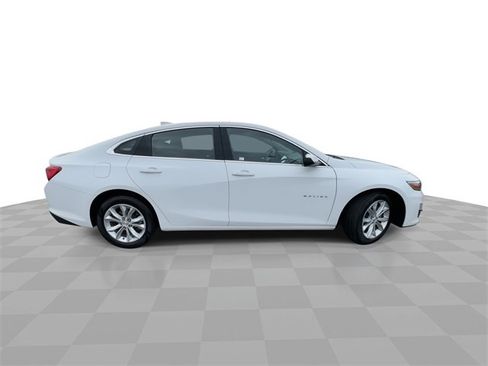 Used 2024 Chevrolet Malibu LT image 9