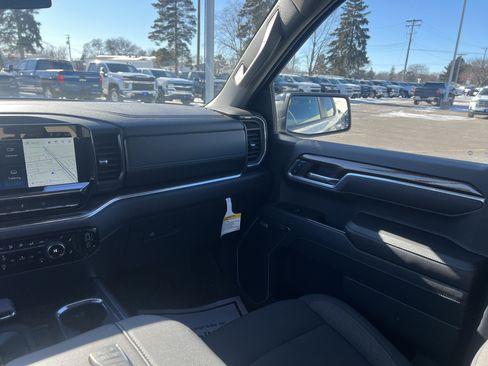 Certified 2025 Chevrolet Silverado 1500 RST w/ Convenience Package II image 15