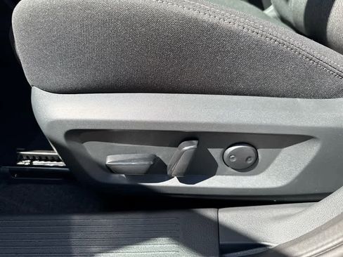 New 2026 Nissan Rogue SV image 12