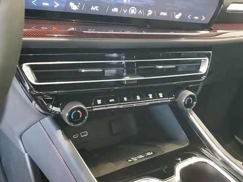 New 2026 Chevrolet Traverse Z71 w/ Enhanced Driving Package image 26