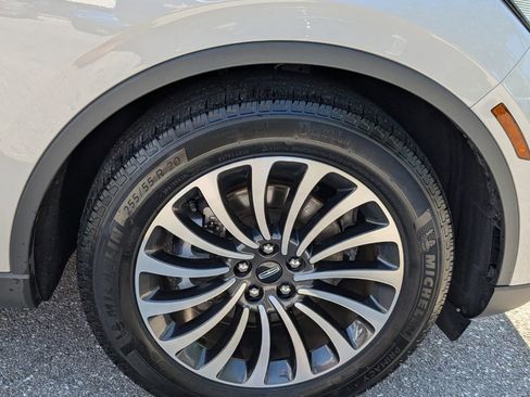 Certified 2023 Lincoln Aviator Reserve image 19