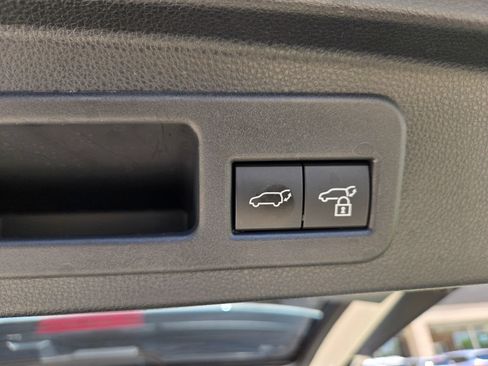 Used 2025 Toyota 4Runner Trailhunter AWD/4WD image 30