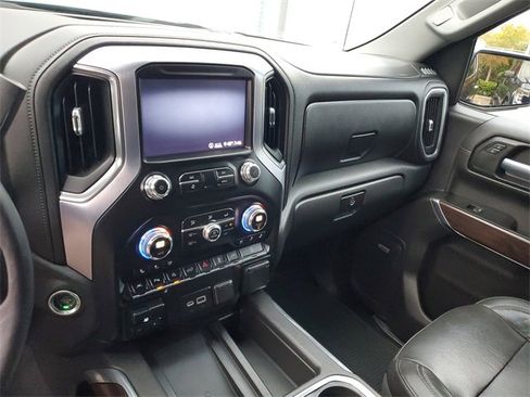 Used 2020 GMC Sierra 1500 SLT w/ SLT Premium Plus Package image 29