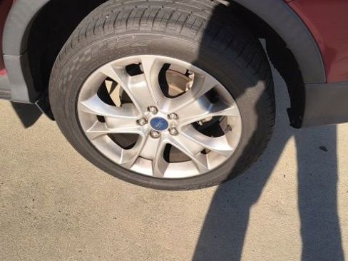 Used 2015 Ford Escape Titanium image 13