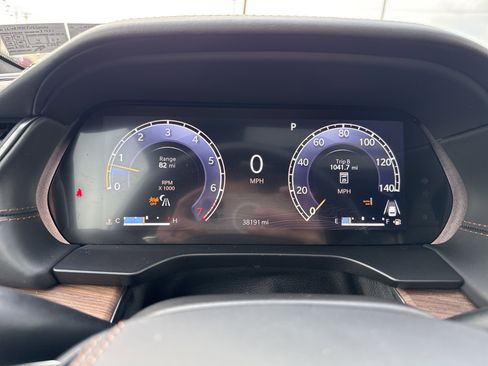 Used 2022 Jeep Grand Cherokee L Summit w/ Advanced Protech Group IV image 18