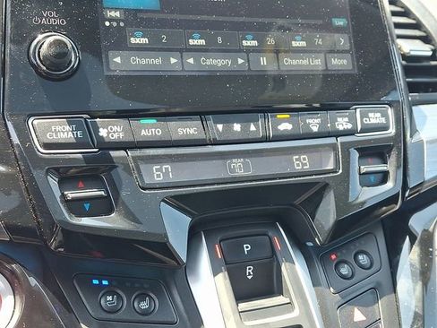 Used 2023 Honda Odyssey Elite image 17