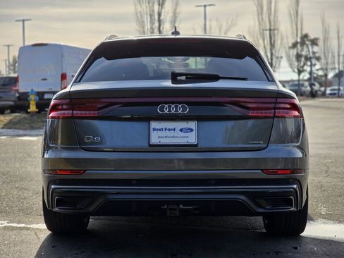 Used 2020 Audi Q8 Prestige image 9