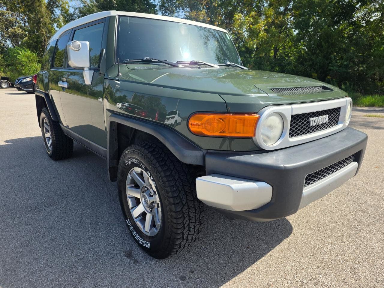 Used 2014 Toyota FJ Cruiser 4WD w/ Convenience Package image 4