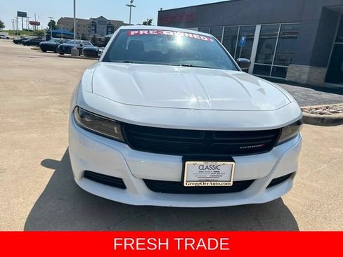 Used 2023 Dodge Charger SXT RWD image 2