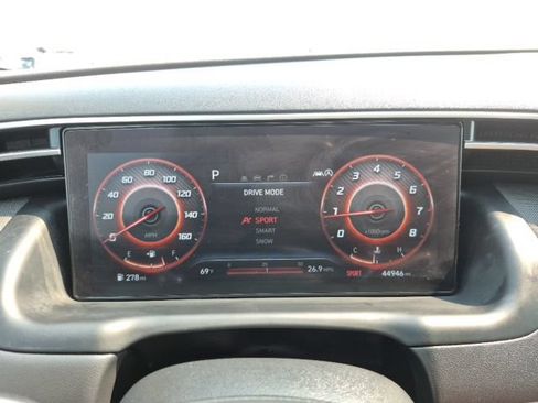 Used 2023 Hyundai Tucson Limited w/ Winter Package AWD/4WD image 40