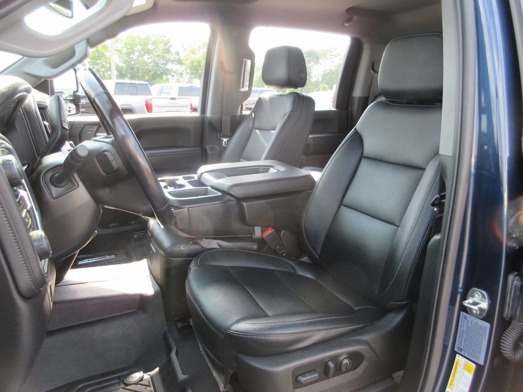 Certified 2022 Chevrolet Silverado 2500 LT w/ Convenience Package AWD/4WD image 22