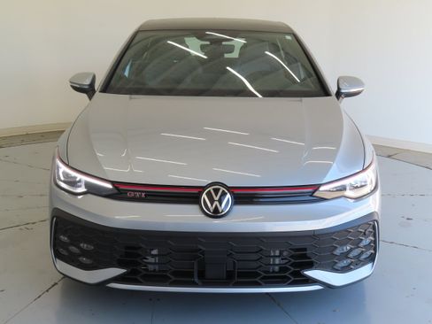 New 2026 Volkswagen GTI SE FWD image 9