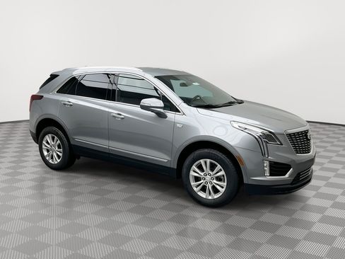 Used 2026 Cadillac XT5 Luxury w/ LPO, Floor Liner Package AWD/4WD image 1