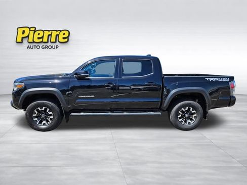 Used 2020 Toyota Tacoma TRD Off-Road AWD/4WD image 3