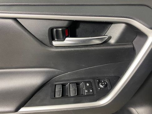 Used 2024 Toyota RAV4 XLE FWD image 21