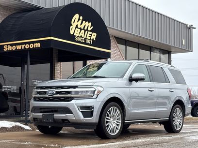 Used 2024 Ford Expedition Limited w/ Excursion Package