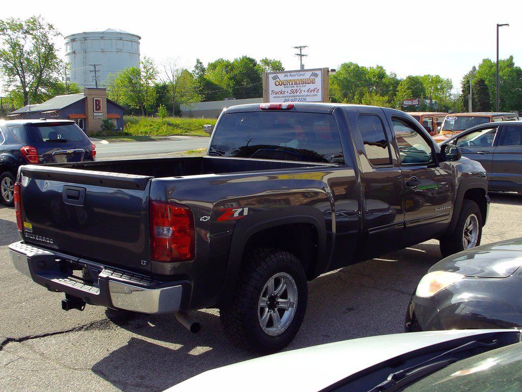 Used 2011 Chevrolet Silverado 1500 LT w/ All-Star Edition RWD image 1