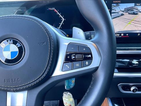 Used 2025 BMW X5 sDrive40i w/ M Sport Package RWD image 19
