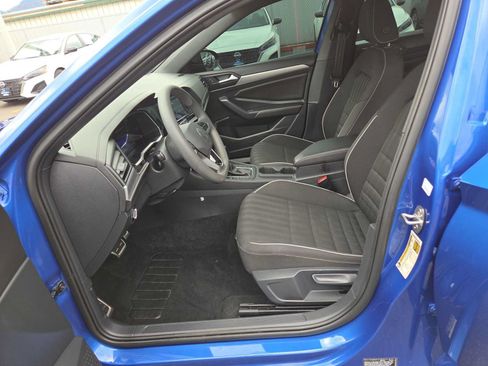 Used 2023 Volkswagen Jetta Sport FWD image 19