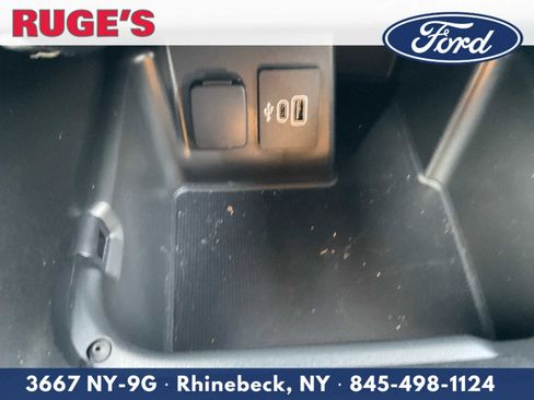 Used 2025 Ford Explorer Active image 25