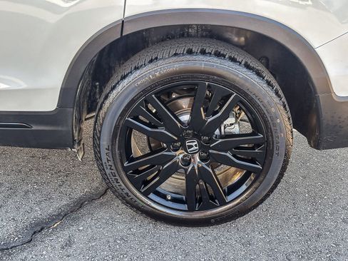 Certified 2022 Honda Pilot Black Edition image 12