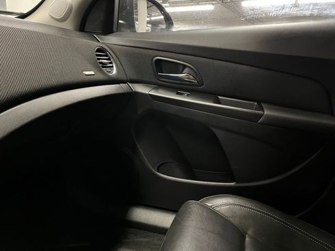 Used 2014 Chevrolet Cruze LT w/ RS Package image 26