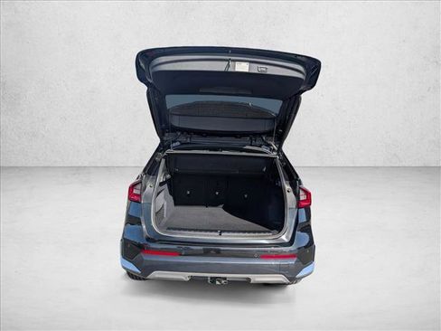 Used 2023 BMW X1 xDrive28i AWD/4WD image 7