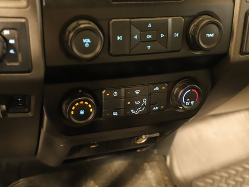 Used 2022 Ford F350 XL w/ Power Equipment Group image 14