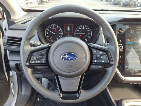 Used 2025 Subaru Crosstrek 2.0i Premium AWD/4WD image 19