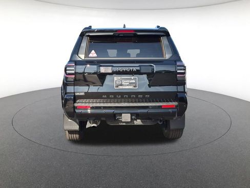 Used 2026 Toyota 4Runner TRD Sport AWD/4WD image 6