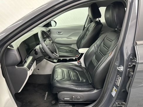 Used 2024 Hyundai Kona SEL w/ Convenience Package FWD image 9