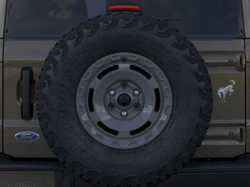 New 2025 Ford Bronco Badlands image 24