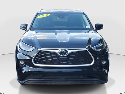 Used 2022 Toyota Highlander XLE