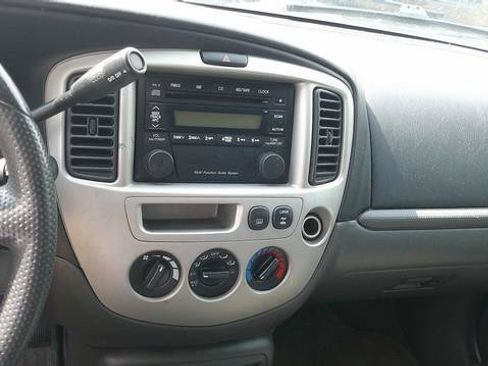 Used 2003 MAZDA Tribute LX AWD/4WD image 7