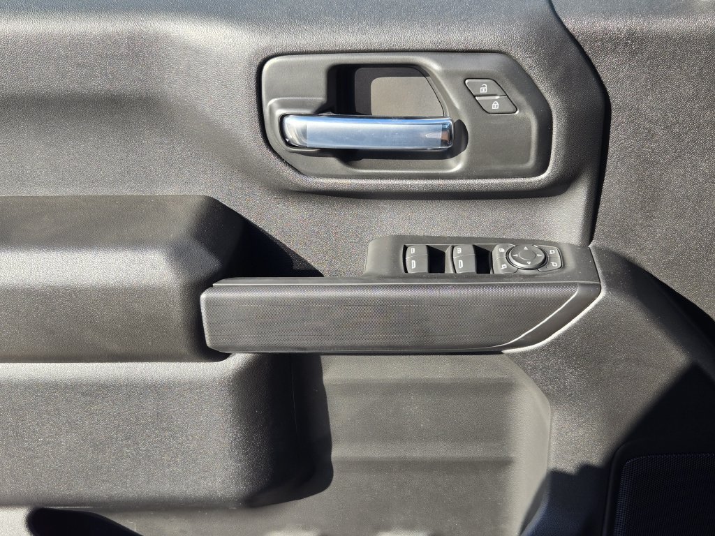 New 2026 Chevrolet Silverado 2500 Custom w/ Custom Value Package AWD/4WD image 19