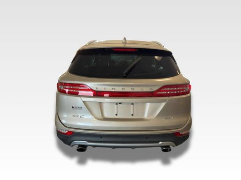 Used 2017 Lincoln MKC Reserve FWD image 6