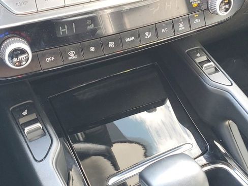 Used 2022 Kia Telluride S image 25