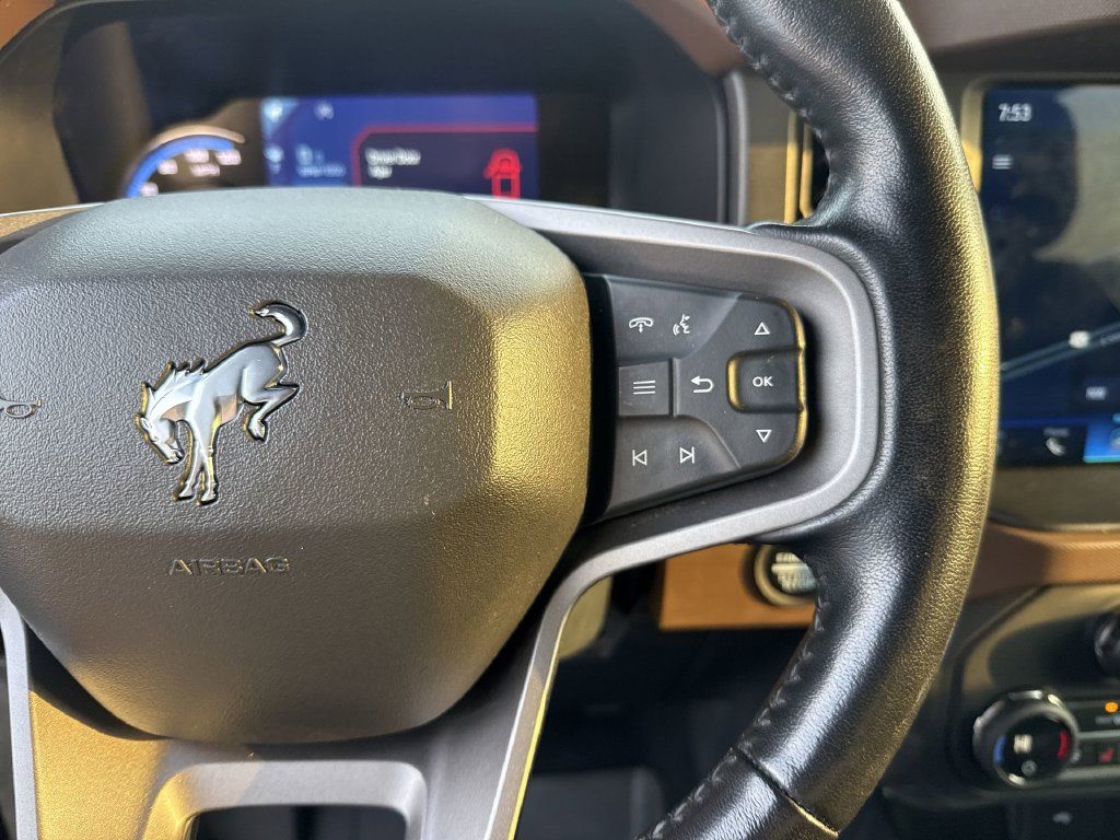 Used 2024 Ford Bronco Outer Banks AWD/4WD image 18