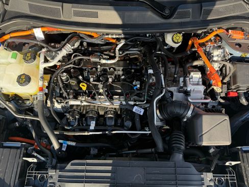 Used 2024 Lincoln Corsair Grand Touring image 46